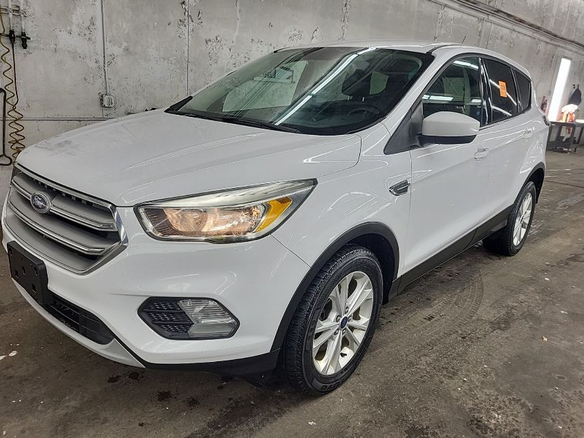 2017 FORD ESCAPE SE - 1FMCU9GD3HUB54068