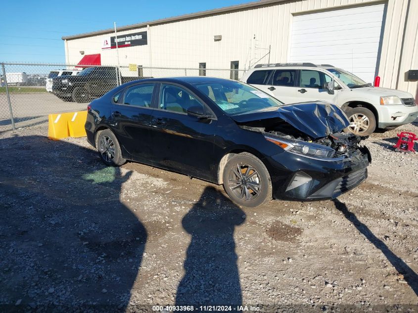 2024 Kia Forte Lxs VIN: 3KPF24AD2RE712933 Lot: 40933968