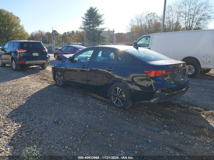 2024 Kia Forte Lxs VIN: 3KPF24AD2RE712933 Lot: 40933968