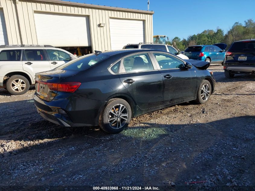 2024 Kia Forte Lxs VIN: 3KPF24AD2RE712933 Lot: 40933968