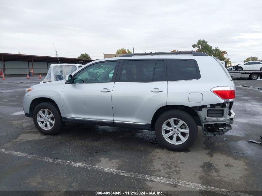 2013 Toyota Highlander Plus/Se VIN: 5TDBK3EH8DS194864 Lot: 40934049