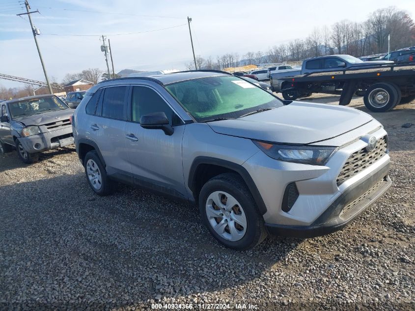 VIN JTMF1RFV9KD031824 2019 Toyota RAV4, LE no.1