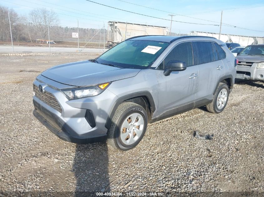 VIN JTMF1RFV9KD031824 2019 Toyota RAV4, LE no.2