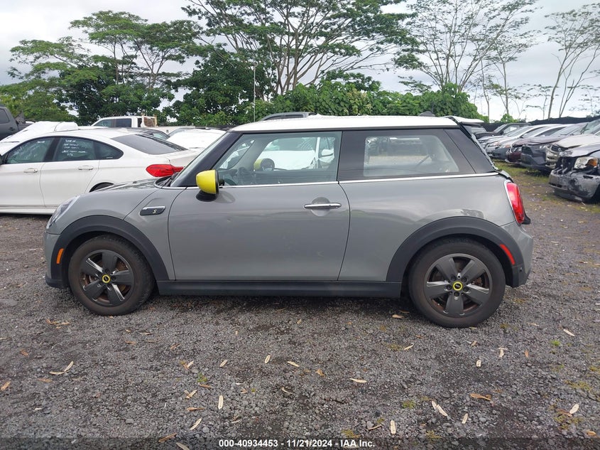 2022 MINI SE HARDTOP COOPER - WMW13DJ04N2R94484