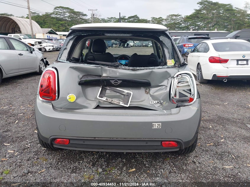 2022 MINI SE HARDTOP COOPER - WMW13DJ04N2R94484