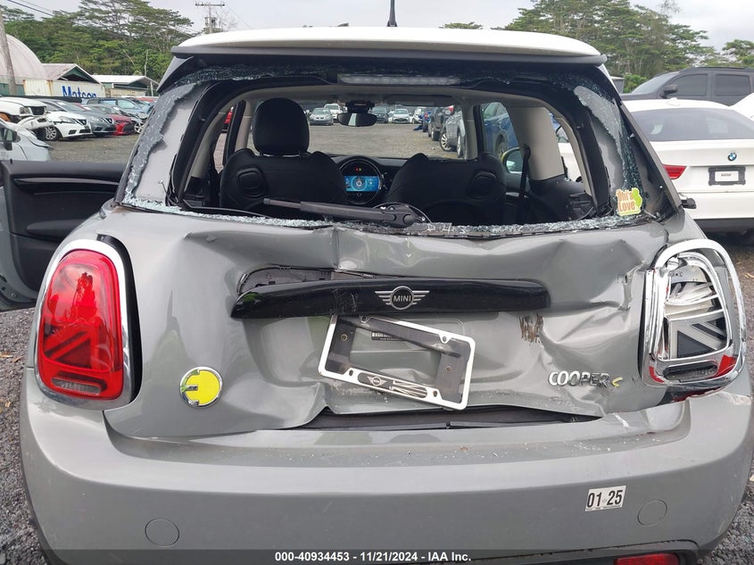 2022 MINI SE HARDTOP COOPER - WMW13DJ04N2R94484
