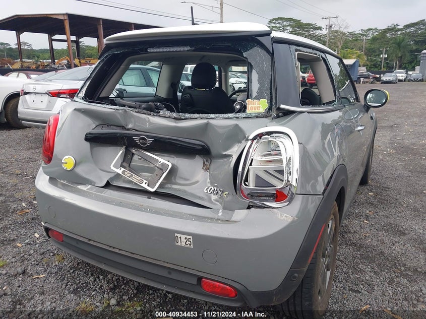 2022 MINI SE HARDTOP COOPER - WMW13DJ04N2R94484