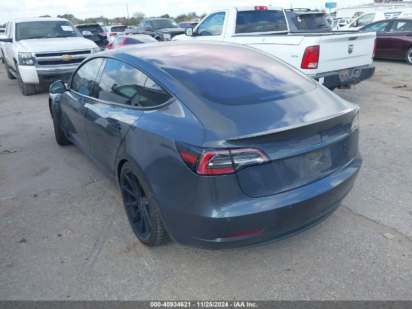 VIN 5YJ3E1EA6JF009441 2018 Tesla Model 3, Long Rang... no.3