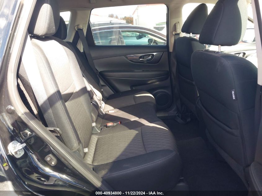 VIN 5N1AT2MVXHC823621 2017 NISSAN ROGUE SV