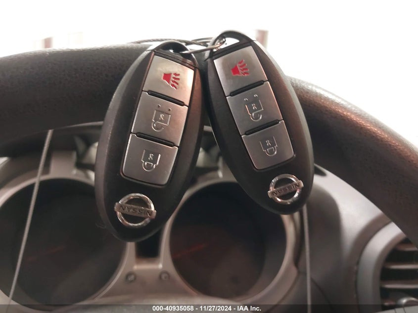 2015 NISSAN JUKE S - JN8AF5MV8FT558227