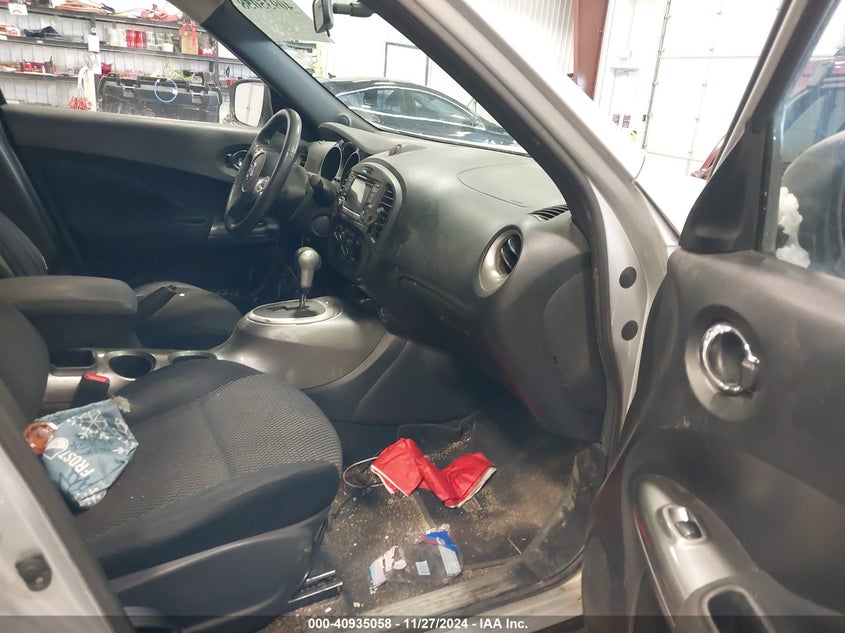2015 NISSAN JUKE S - JN8AF5MV8FT558227