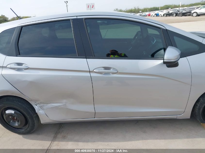 VIN 3HGGK5H43KM704823 2019 HONDA FIT no.14