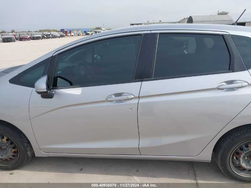 VIN 3HGGK5H43KM704823 2019 HONDA FIT no.15