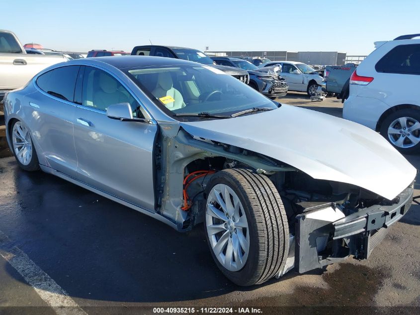 2018 Tesla Model S 100D/75D/P100D VIN: 5YJSA1E2XJF287761 Lot: 40935215