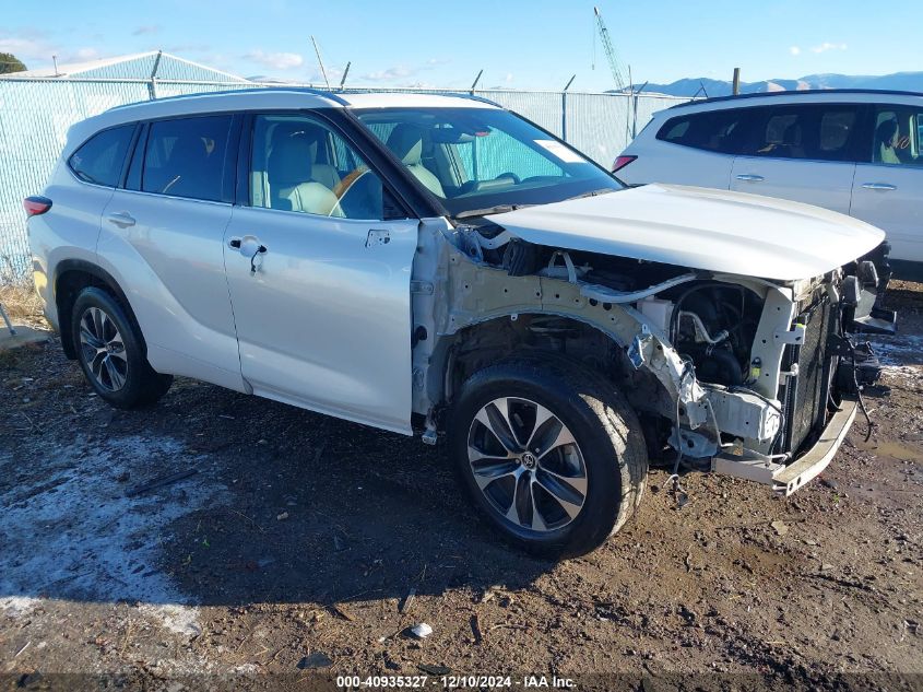 2020 TOYOTA HIGHLANDER XLE - 5TDGZRBHXLS521921