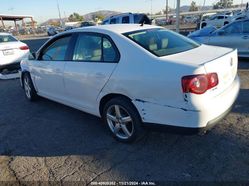 2010 Volkswagen Jetta Limited Edition VIN: 3VWAZ7AJ3AM102821 Lot: 40935352