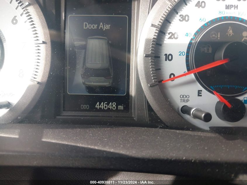 2017 TOYOTA SIENNA SE 8 PASSENGER - 5TDXZ3DC9HS850518