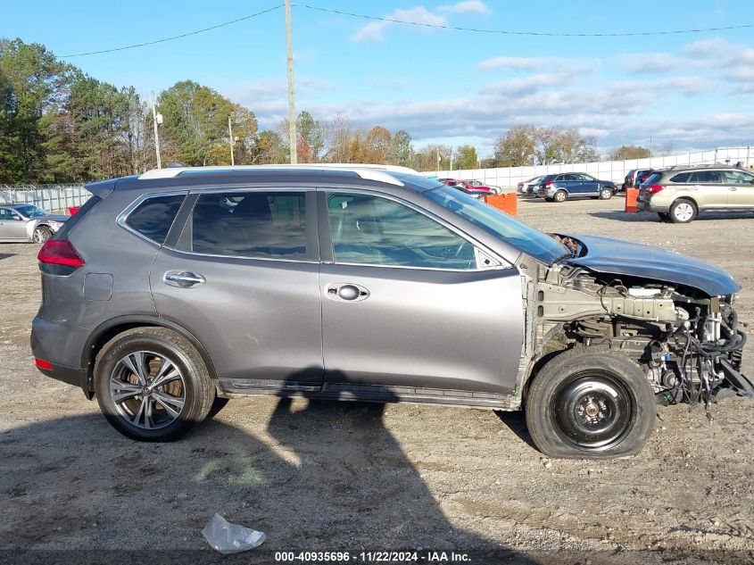 2017 Nissan Rogue Sl VIN: 5N1AT2MV8HC738227 Lot: 40935696