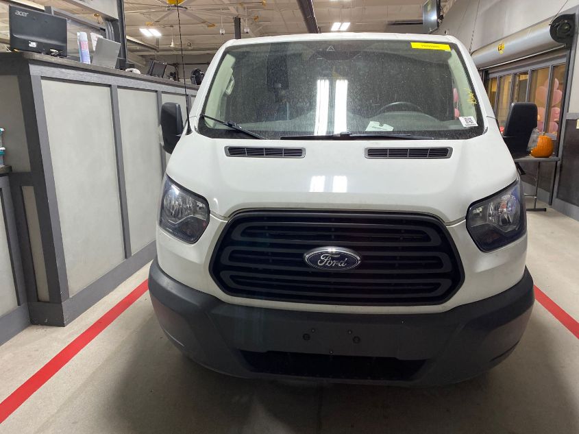 2018 Ford Transit-250 VIN: 1FTYR1YG9JKB23365 Lot: 40935876