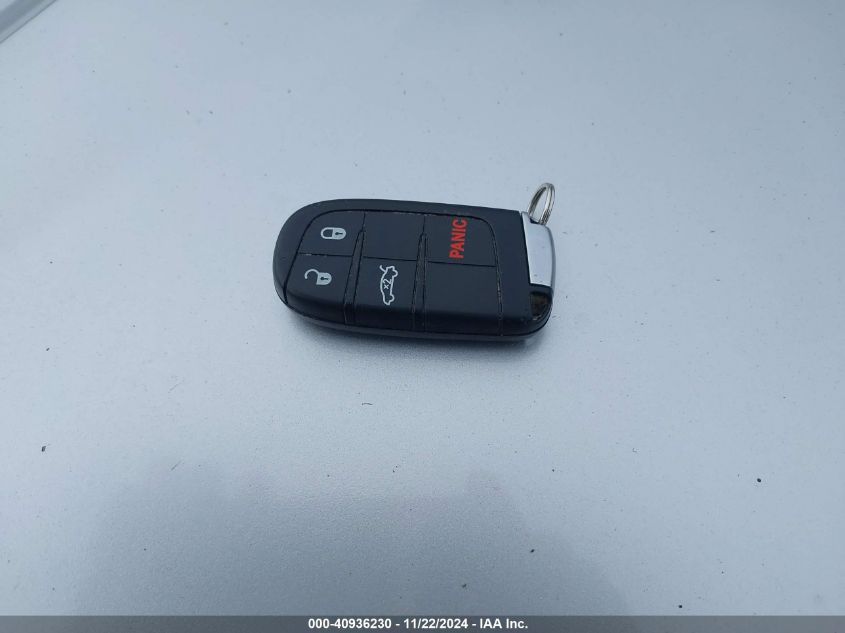 2018 Dodge Challenger Sxt VIN: 2C3CDZAG4JH305892 Lot: 39482213