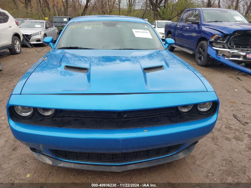 2018 Dodge Challenger Sxt VIN: 2C3CDZAG4JH30589 Lot: 40936230