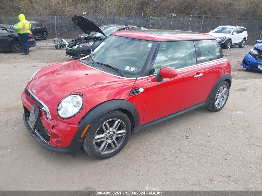 2013 MINI HARDTOP COOPER - WMWSU3C54DT677544