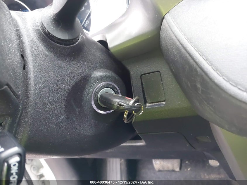 2017 TOYOTA RAV4 LE - 2T3BFREV4HW568842