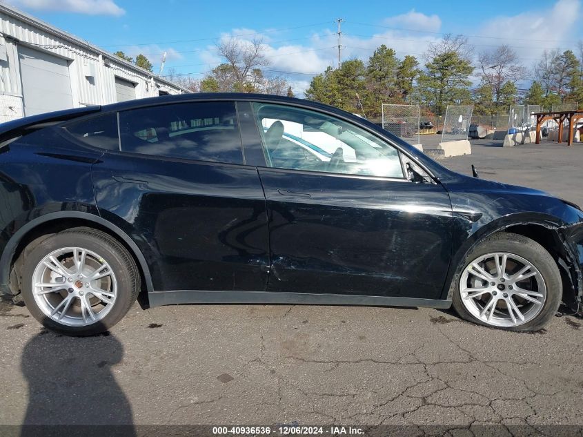 2021 Tesla Model Y Long Range Dual Motor All-Wheel Drive VIN: 5YJYGDEE5MF232837 Lot: 40936536