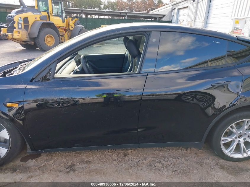 2021 Tesla Model Y Long Range Dual Motor All-Wheel Drive VIN: 5YJYGDEE5MF232837 Lot: 40936536