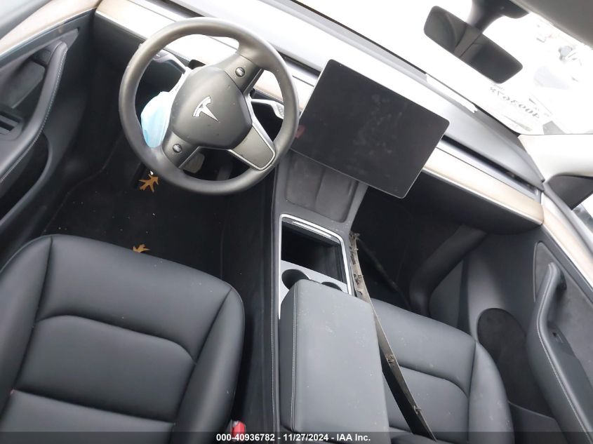 VIN 7SAYGDEE3NA018401 2022 Tesla Model Y, Long Rang... no.5