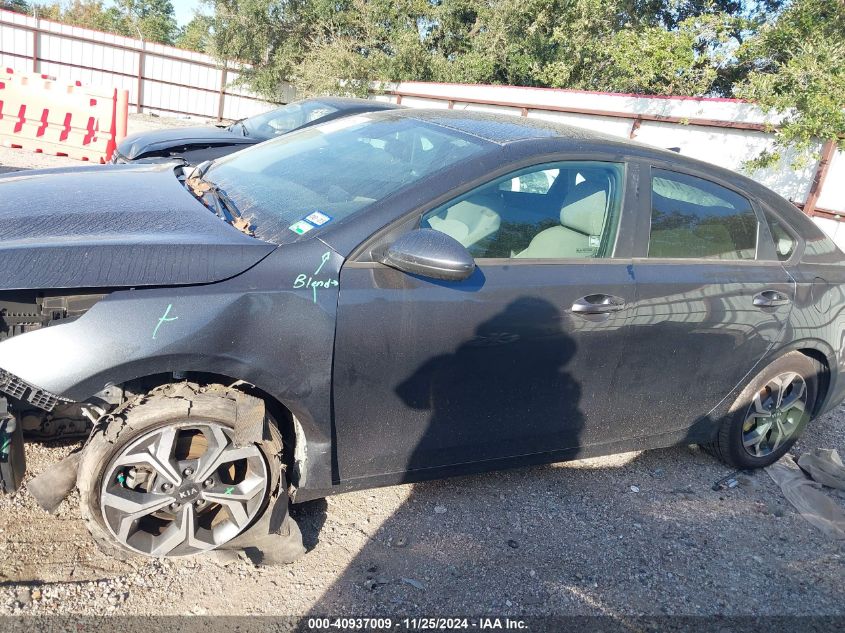 2021 Kia Forte Lxs VIN: 3KPF24AD2ME407599 Lot: 40937009