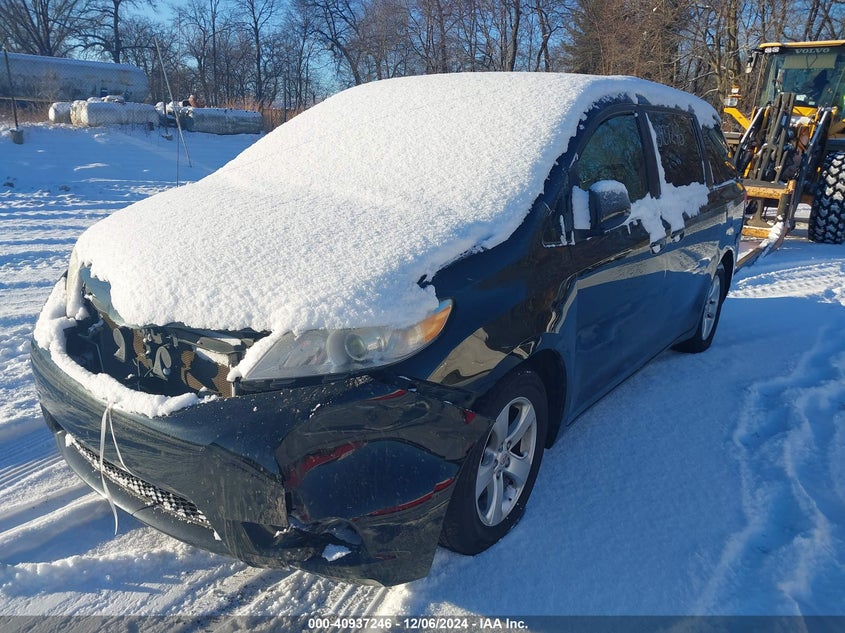 Vin: 5tdkk3dc1cs247747, lot: 41427020, toyota sienna le v6 8 passenger 20122
