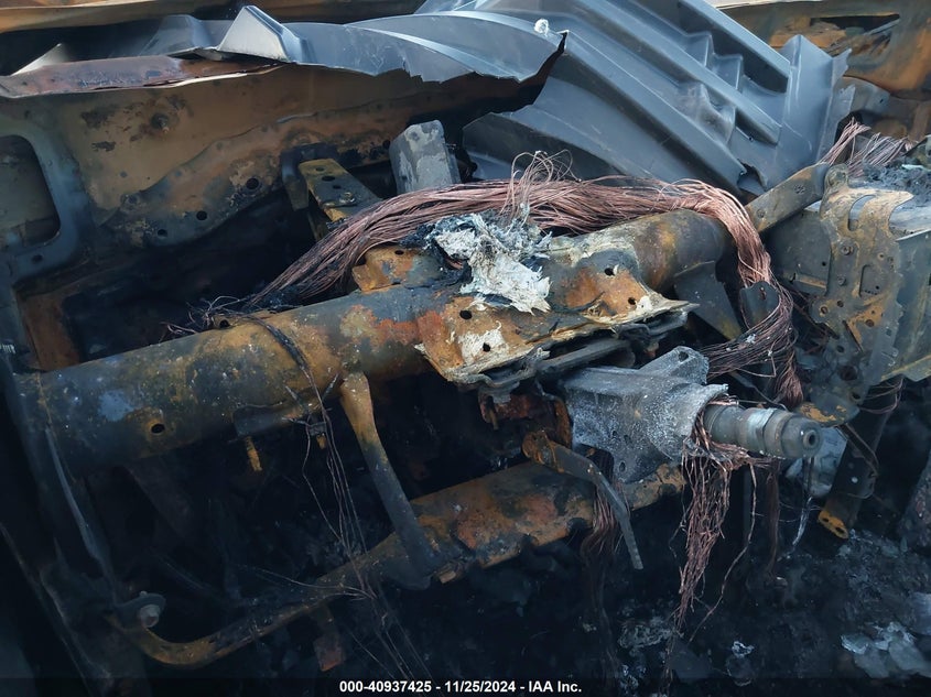 2013 TOYOTA CAMRY L/SE/LE/XLE - 4T1BF1FK6DU279633