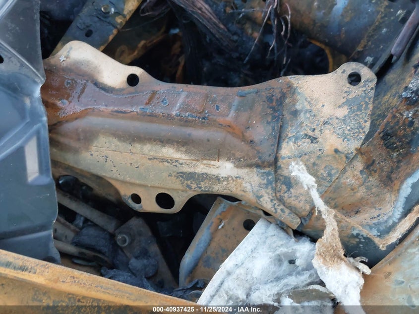 2013 TOYOTA CAMRY L/SE/LE/XLE - 4T1BF1FK6DU279633