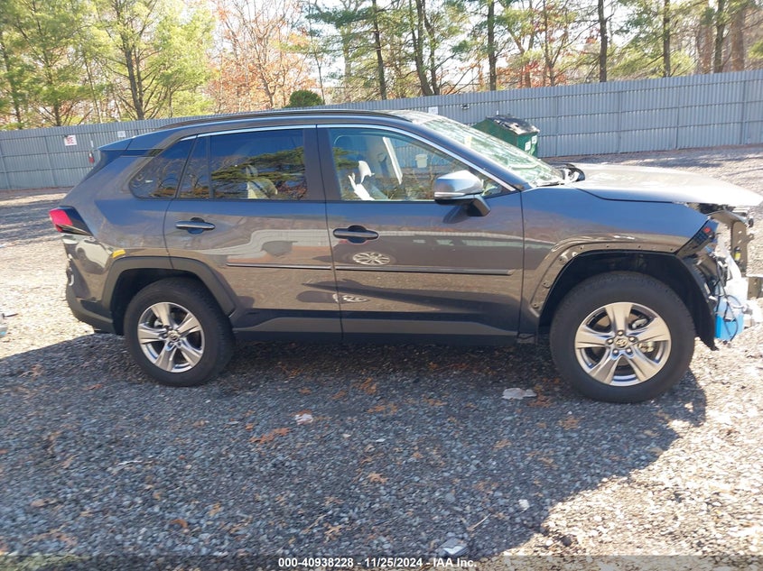 2024 TOYOTA RAV4 HYBRID XLE - 2T3RWRFV7RW221245