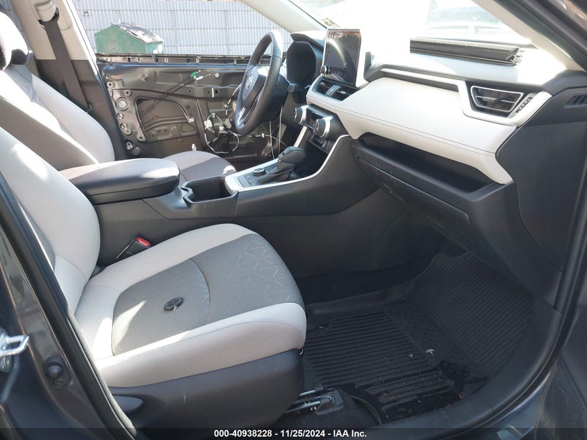 2024 TOYOTA RAV4 HYBRID XLE - 2T3RWRFV7RW221245