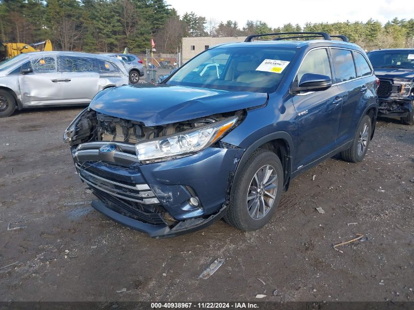 VIN 5TDJGRFH2JS044131 2018 TOYOTA HIGHLANDER HYBRID no.2