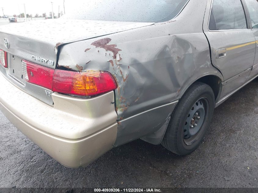 2000 Toyota Camry Le V6 VIN: JT2BF28K2Y0237537 Lot: 40939206