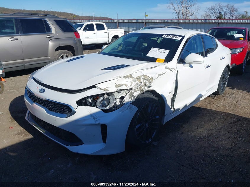 2018 KIA STINGER VIN: KNAE15LA3J6035700