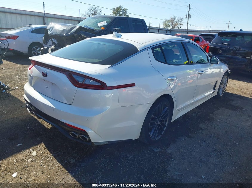 2018 KIA STINGER VIN: KNAE15LA3J6035700