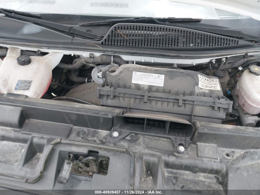 2022 GMC Savana Cutaway Work Van VIN: 1GDY7RFP4N1214400 Lot: 40939457