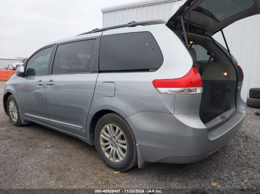 VIN 5TDYK3DC2DS374776 2013 Toyota Sienna, Xle V6 8... no.3