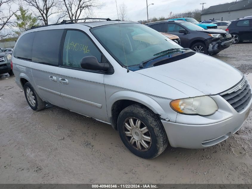 2005 Chrysler Town & Country Touring VIN: 2C4GP54L95R600685 Lot: 40940346