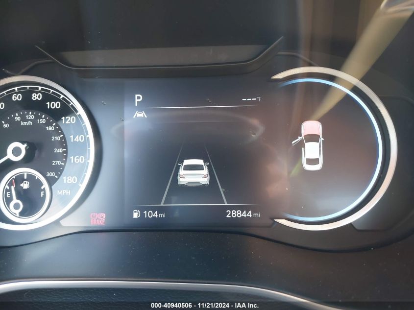 2022 GENESIS G70 2.0T RWD KMTG34TA5NU092337