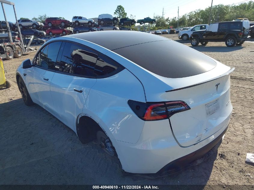 VIN 5YJYGDEE8MF115429 2021 Tesla Model Y, Long Rang... no.3