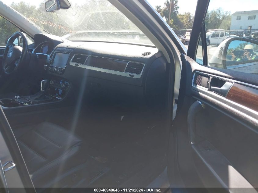2016 VOLKSWAGEN TOUAREG VR6 LUX - WVGEF9BPXGD007796