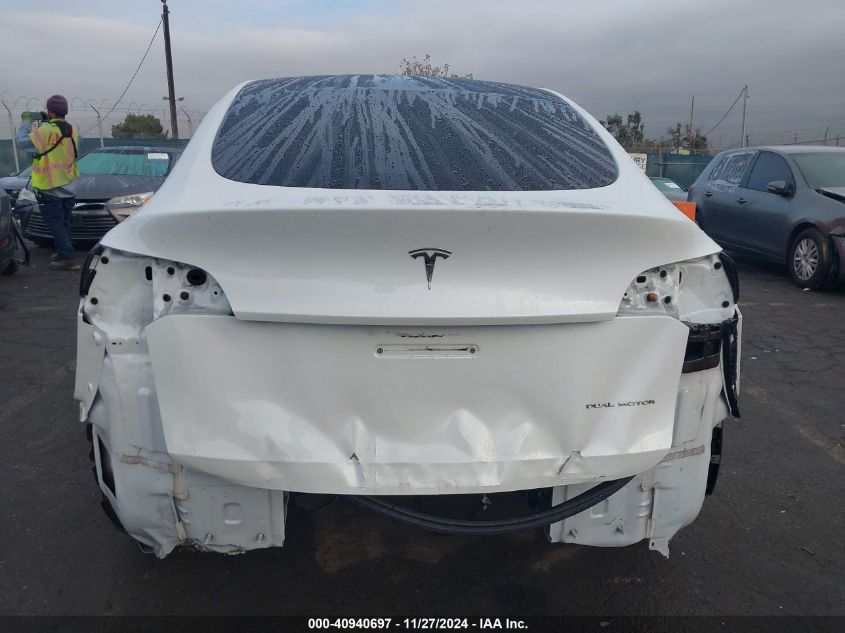 2022 Tesla Model Y Long Range Dual Motor All-Wheel Drive VIN: 7SAYGAEE5NF553411 Lot: 40940697