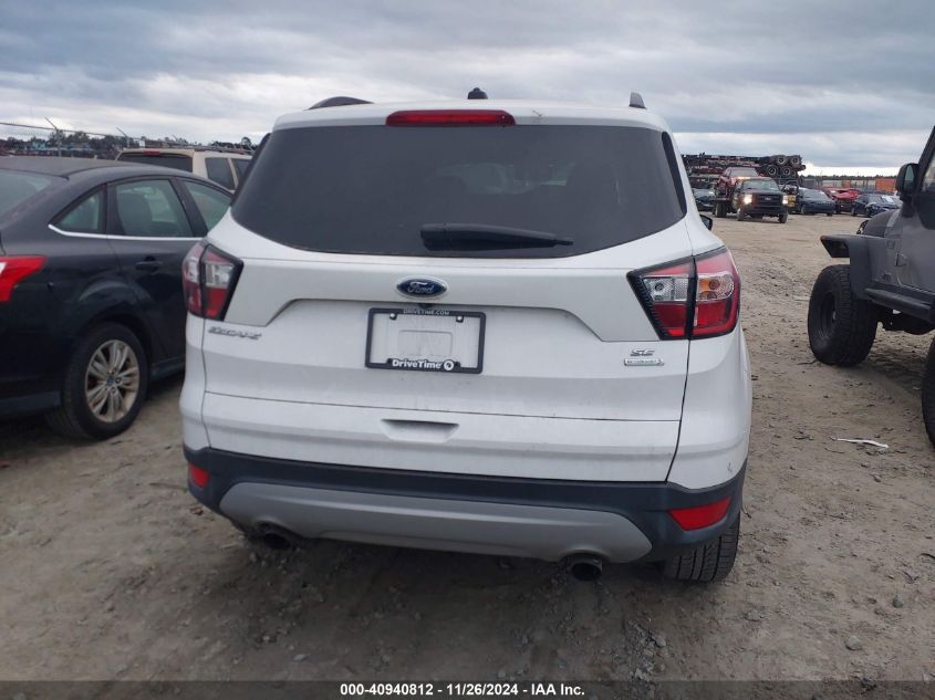 VIN 1FMCU0GD4JUC88914 2018 Ford Escape, SE no.16