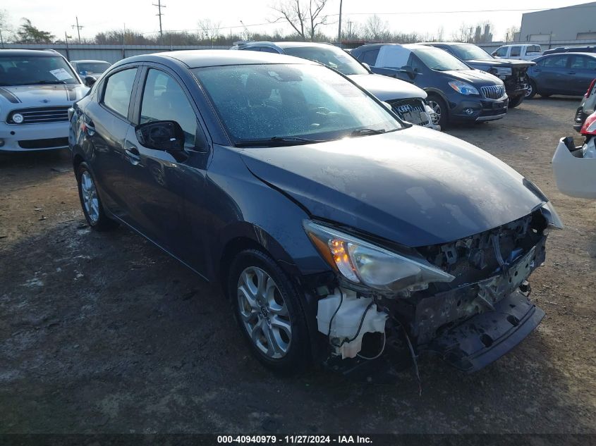 VIN 3MYDLBZV1GY123777 2016 Scion IA no.1