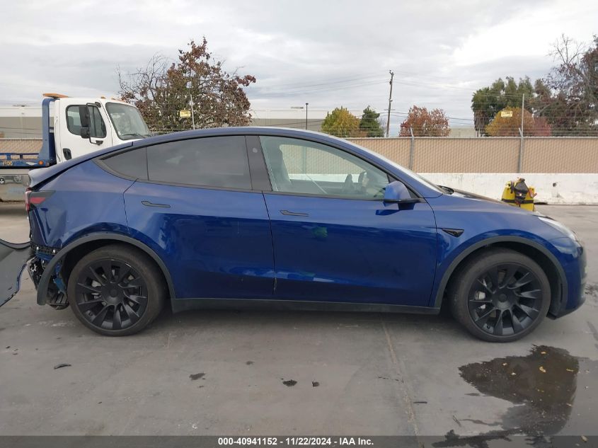 2023 Tesla Model Y Awd/Long Range Dual Motor All-Wheel Drive VIN: 7SAYGDEE5PA122567 Lot: 40941152